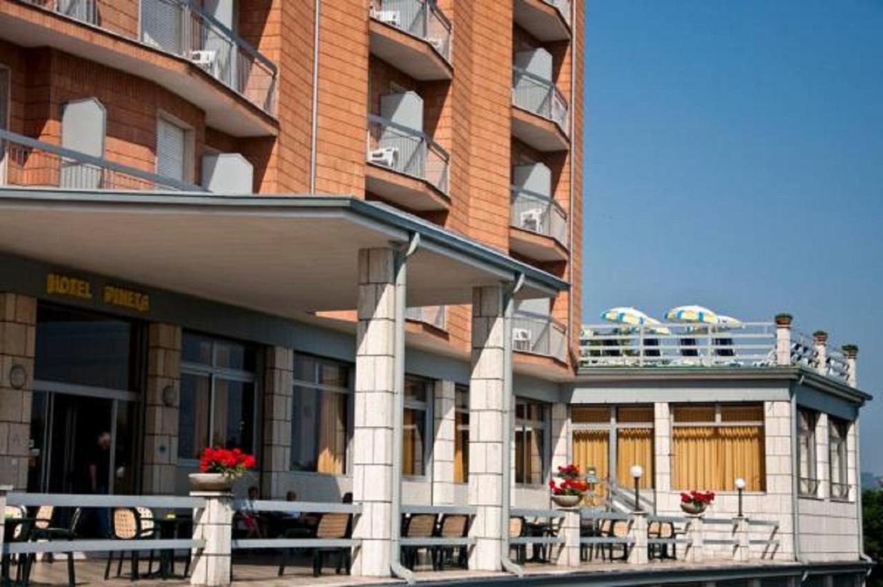 אסטי Hotel Pineta מראה חיצוני תמונה