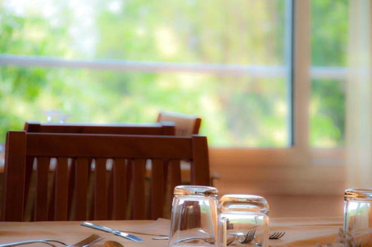 אסטי Hotel Pineta מראה חיצוני תמונה