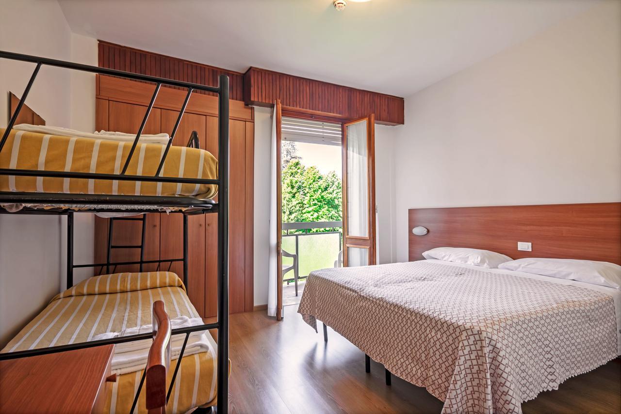 אסטי Hotel Pineta מראה חיצוני תמונה