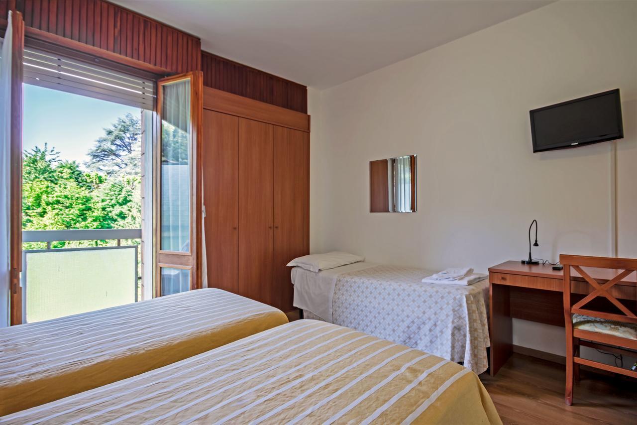 אסטי Hotel Pineta מראה חיצוני תמונה