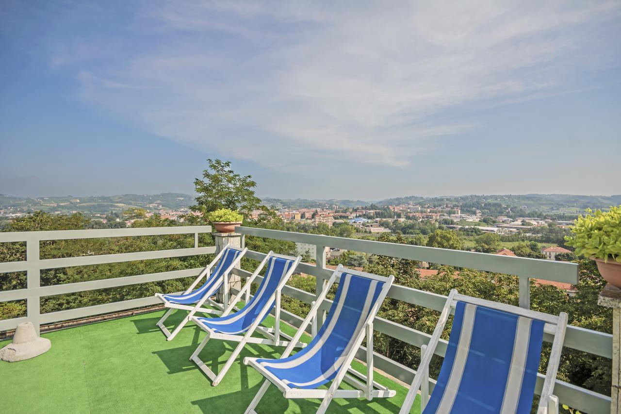 אסטי Hotel Pineta מראה חיצוני תמונה